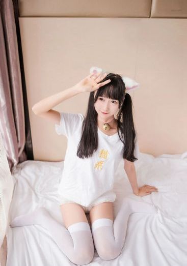 老太婆性杂交毛片
