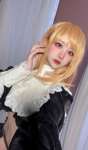 美女献身