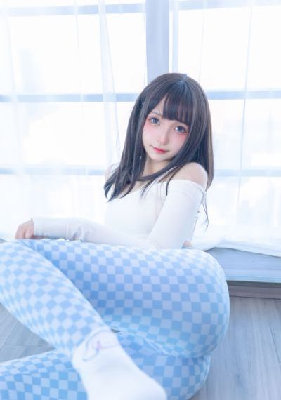 家有蛇仙美貌妻