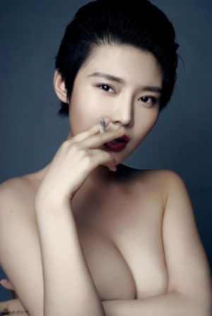 《妻子》 在线观看 日本