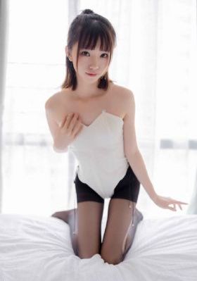 女邻居在线