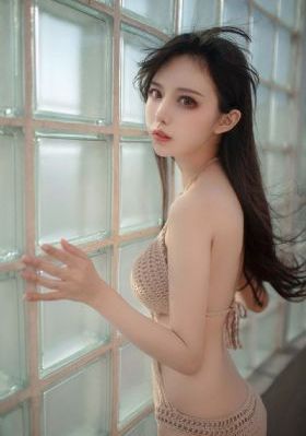 年轻的妈妈四